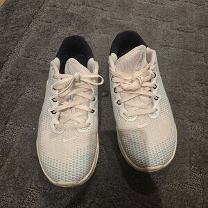 Nike Metcon sneakers size 6